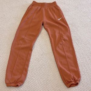 Nike Women's Trend Essential Fleece Pants